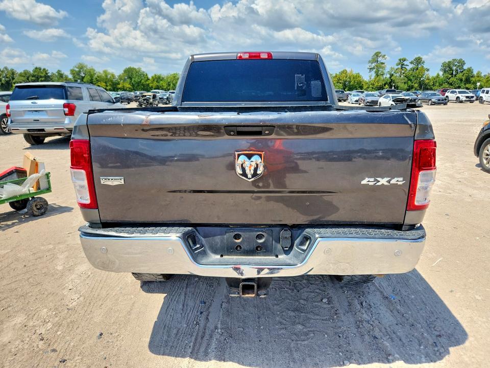 Photo 6 from auction – 2018 RAM 2500 with VIN 3C6UR5FL2JG216569