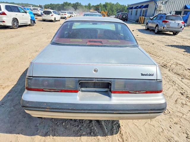 Photo 6 from auction – 1988 FORD THUNDERBIRD with VIN 1FABP6041JH134132