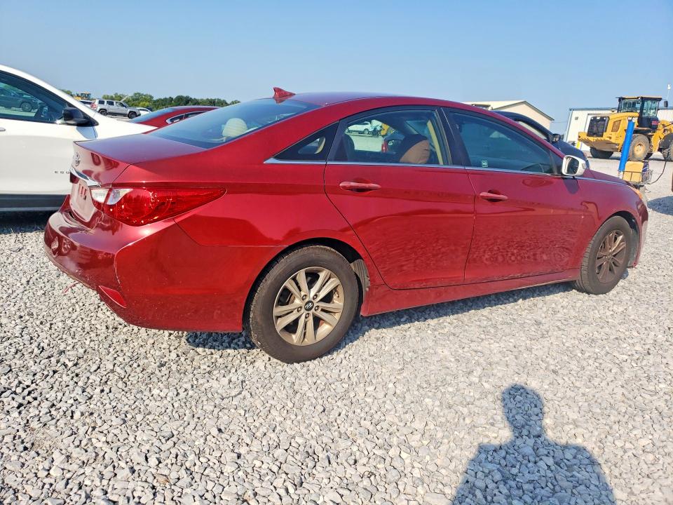Photo 3 from auction – 2014 HYUNDAI SONATA with VIN 5NPEB4AC5EH880803