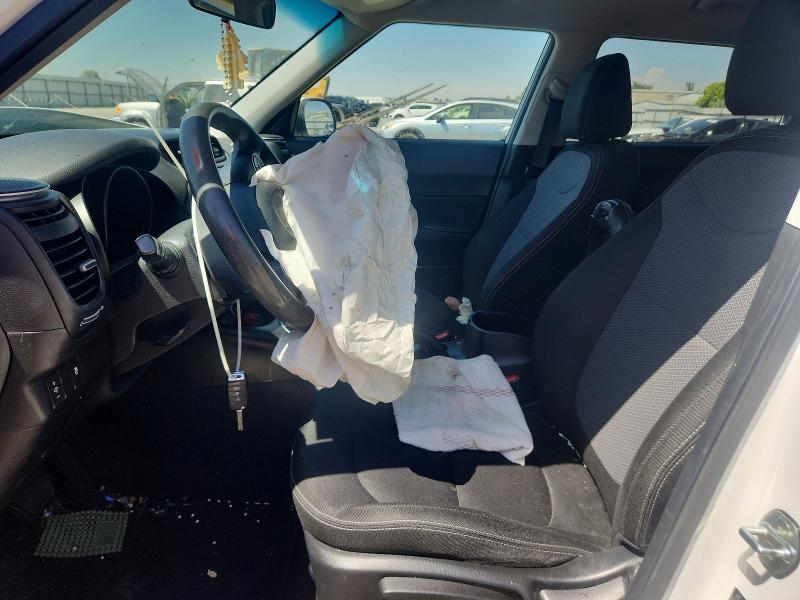 Photo 7 from auction – 2019 KIA SOUL with VIN KNDJP3A54K7910465