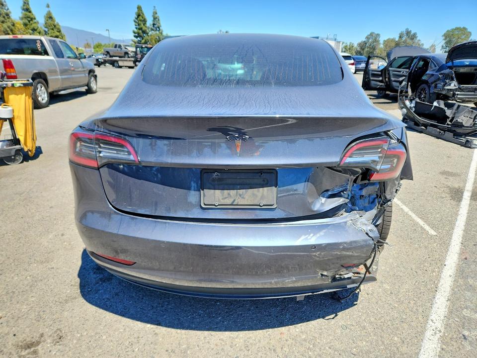 Photo 6 from auction – 2019 TESLA MODEL 3 with VIN 5YJ3E1EA2KF331365