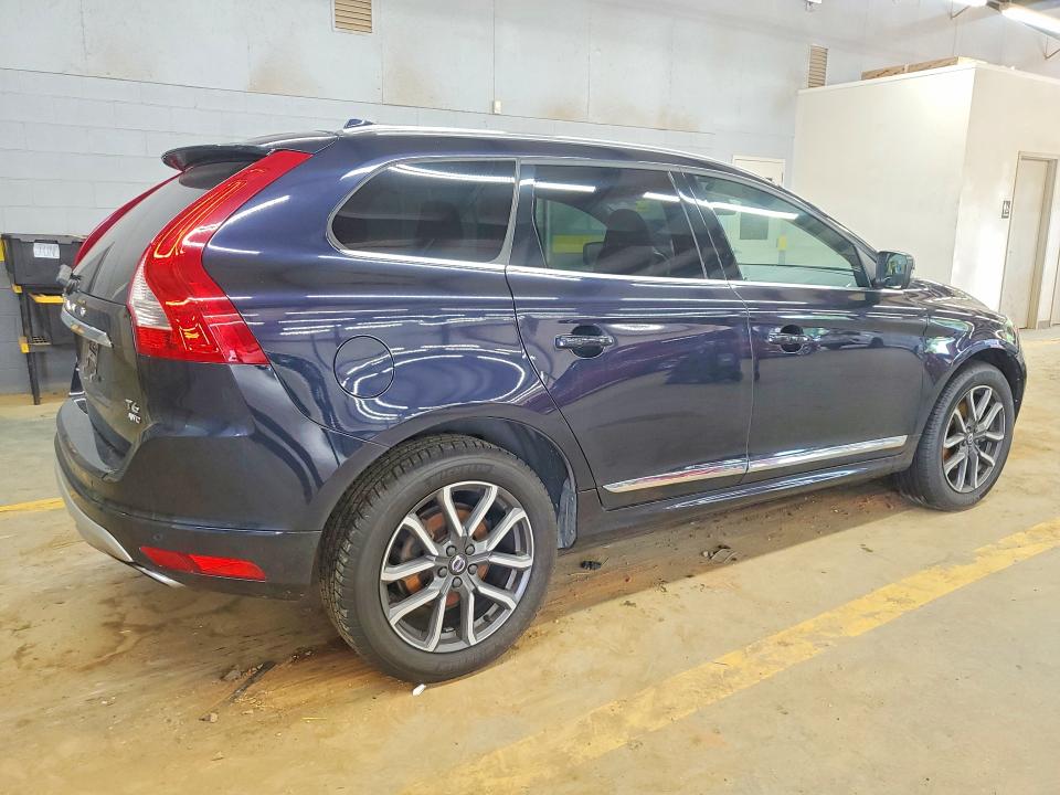Photo 3 from auction – 2017 VOLVO XC60 with VIN YV449MRR7H2027502
