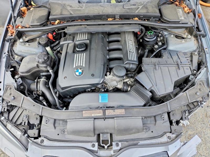 Photo 11 from auction – 2011 BMW 328 with VIN WBADW7C54BE443688