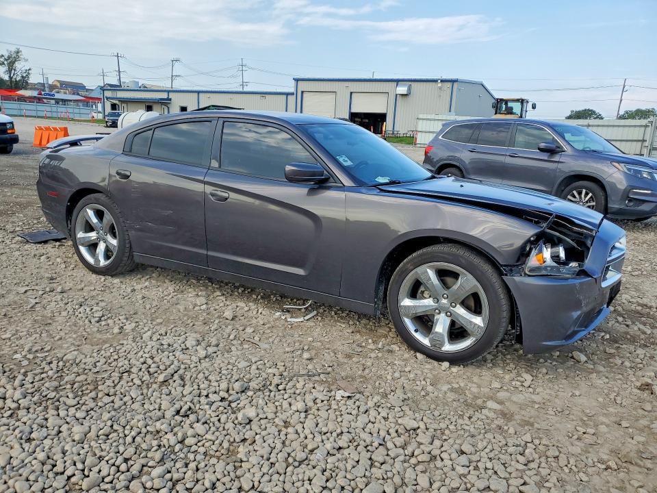 Photo 4 from auction – 2013 DODGE CHARGER with VIN 2C3CDXBG4DH643509