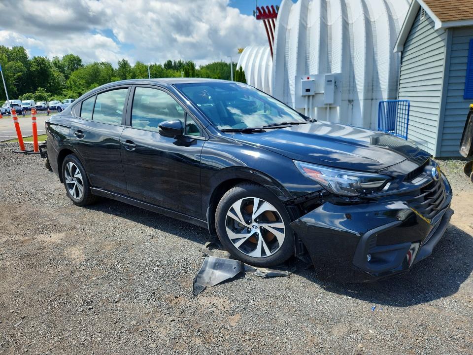 Photo 4 from auction – 2025 SUBARU LEGACY with VIN 4S3BWAD61S3019704