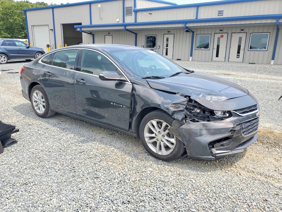 Photo 4 from auction – 2018 CHEVROLET MALIBU with VIN 1G1ZD5ST5JF187940