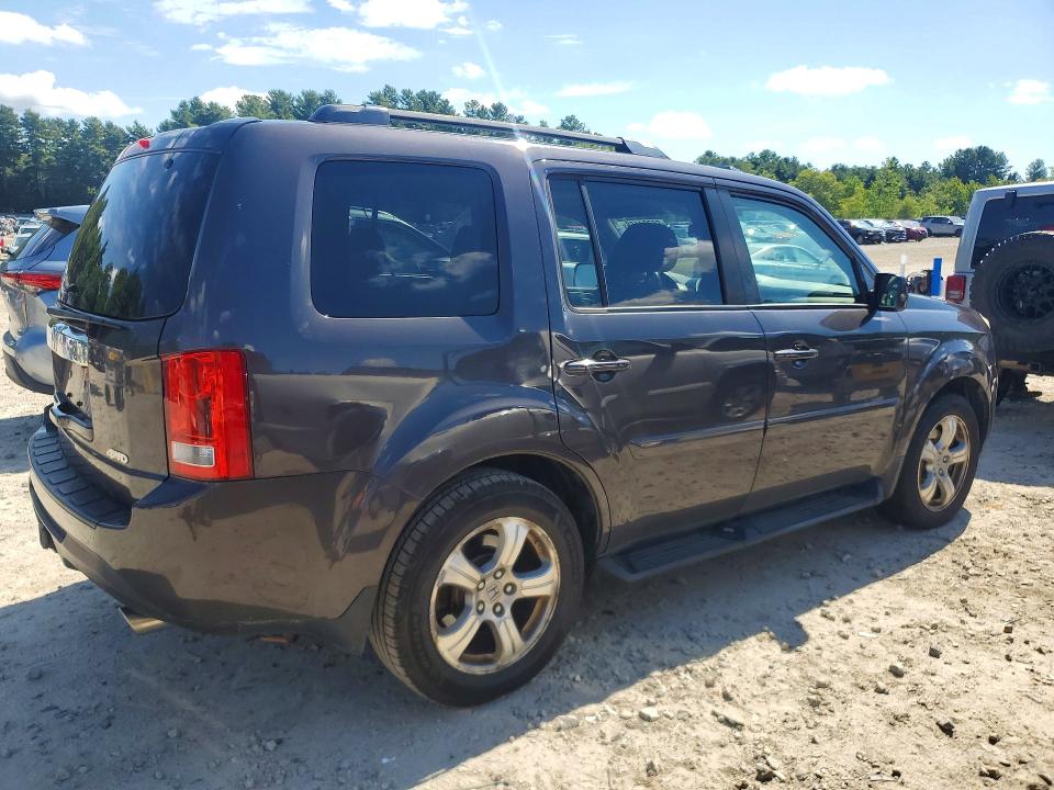 Photo 3 from auction – 2013 HONDA PILOT with VIN 5FNYF4H6XDB061820