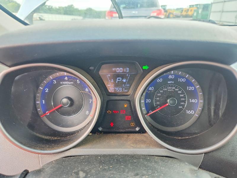 Photo 9 from auction – 2014 HYUNDAI ELANTRA with VIN KMHDH4AE9EU173507
