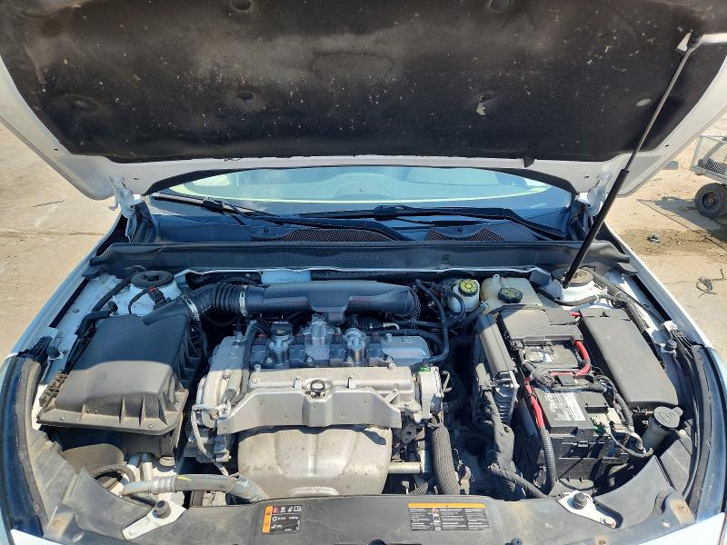 Foto 11 de la subasta – 2015 CHEVROLET MALIBU con VIN 1G11C5SL5FF185726