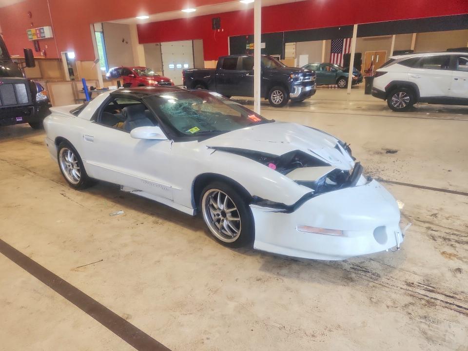 Photo 4 from auction – 1996 PONTIAC FIREBIRD with VIN 2G2FV22P3T2203313