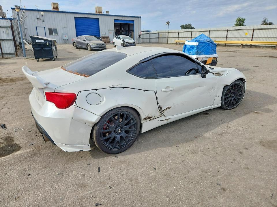 Photo 3 from auction – 2015 SCION FR-S with VIN JF1ZNAA15F8700523