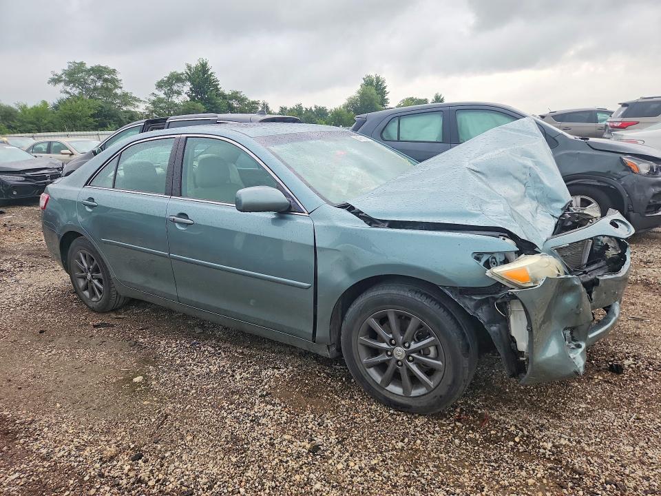 Photo 4 from auction – 2011 TOYOTA CAMRY with VIN 4T1BF3EK2BU703173