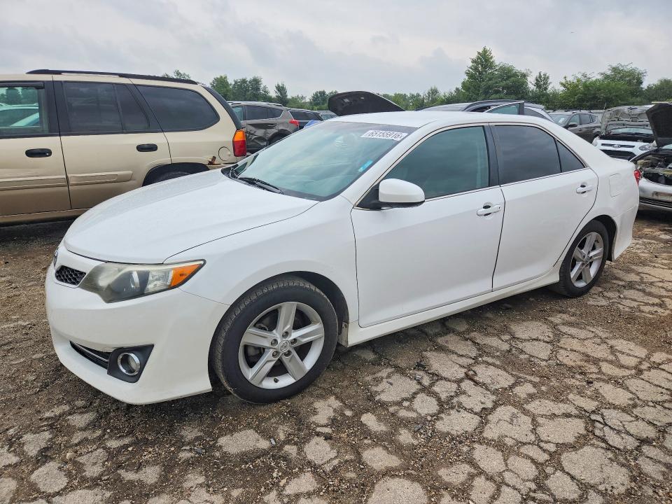 TOYOTA CAMRY 2014 with VIN 4T1BF1FK0EU385979 - Photo from auction
