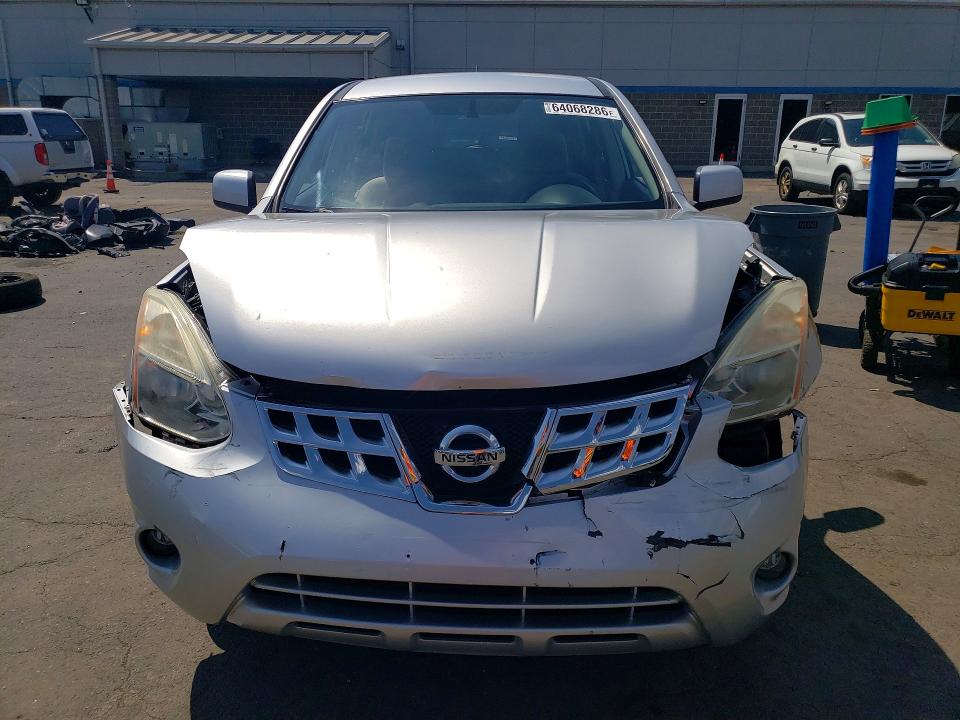 Photo 5 from auction – 2013 NISSAN ROGUE with VIN JN8AS5MV6DW116893