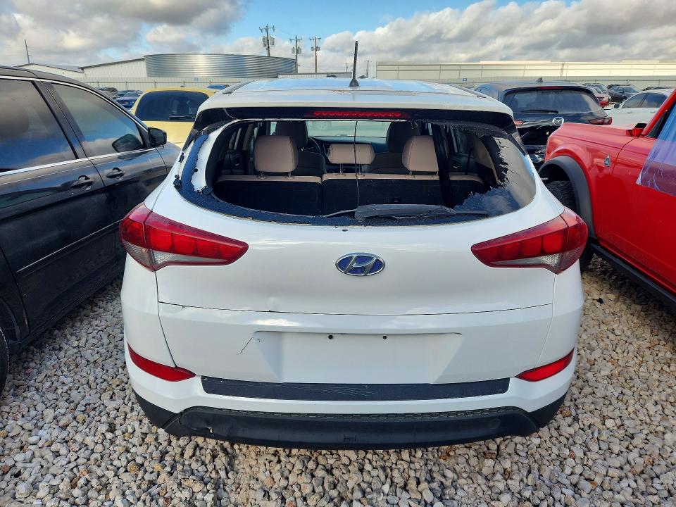 Photo 6 from auction – 2018 HYUNDAI TUCSON with VIN KM8J23A46JU683202