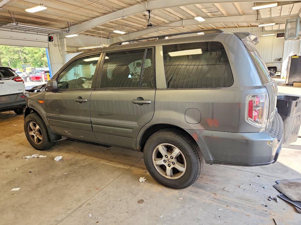 Photo 2 from auction – 2008 HONDA PILOT with VIN 5FNYF18508B016445