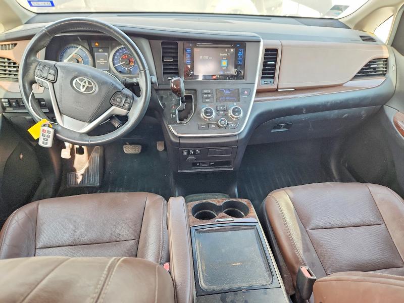 Photo 8 from auction – 2017 TOYOTA SIENNA with VIN 5TDYZ3DC0HS779455