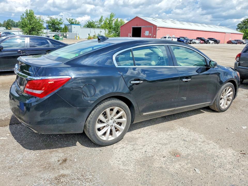 Foto 3 de la subasta – 2016 BUICK LACROSSE con VIN 1G4GD5G35GF145182