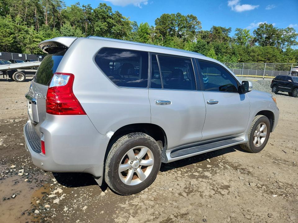 Photo 3 from auction – 2010 LEXUS GX with VIN JTJBM7FX2A5014333