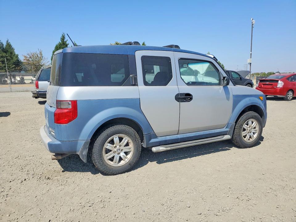 Photo 3 from auction – 2006 HONDA ELEMENT with VIN 5J6YH28656L011853