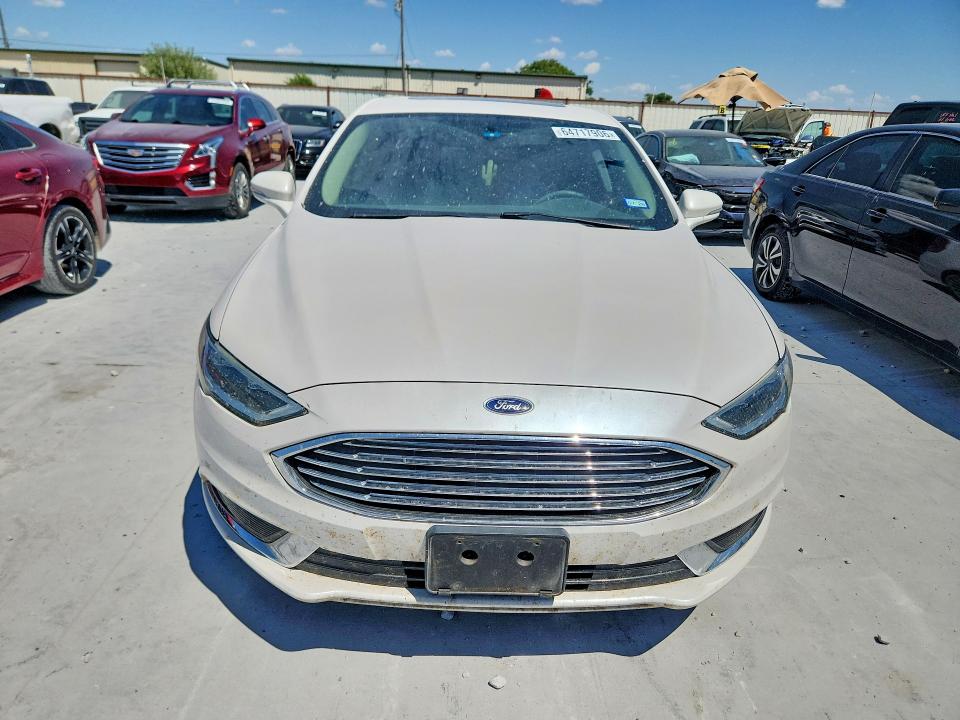Photo 5 from auction – 2018 FORD FUSION with VIN 3FA6P0HD0JR252609