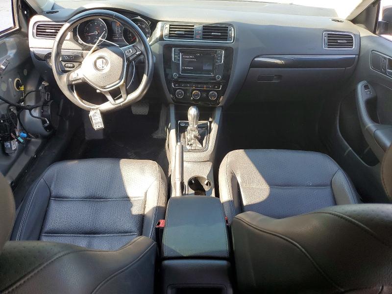 Photo 8 from auction – 2017 VOLKSWAGEN JETTA with VIN 3VWL17AJ2HM333770
