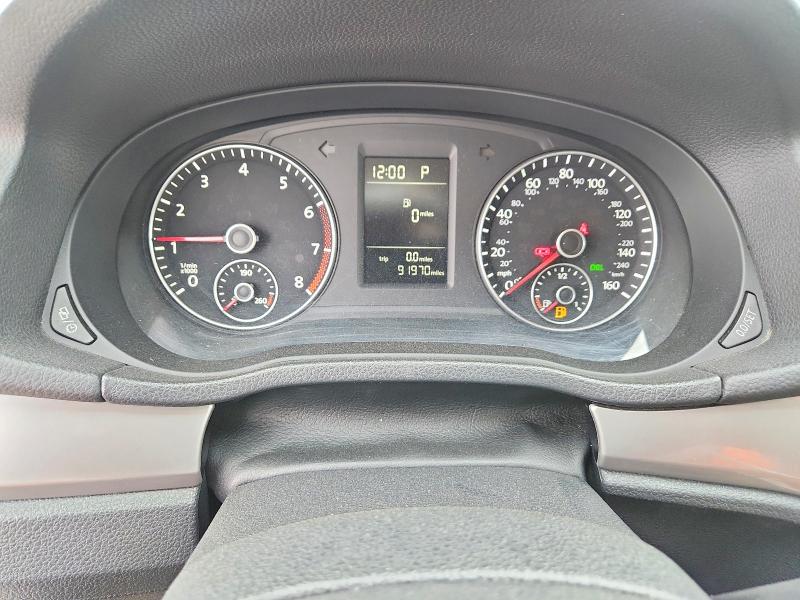 Photo 9 from auction – 2014 VOLKSWAGEN PASSAT with VIN 1VWAS7A31EC033513