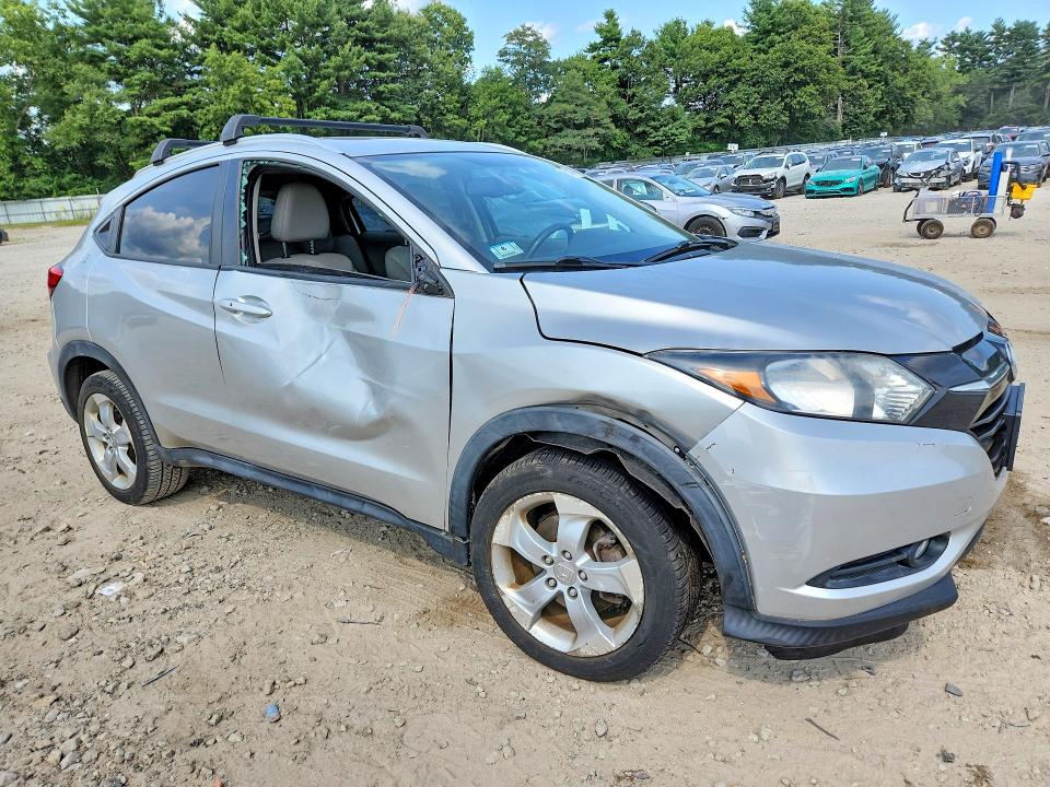 Photo 4 from auction – 2016 HONDA HR-V with VIN 3CZRU6H76GM722848