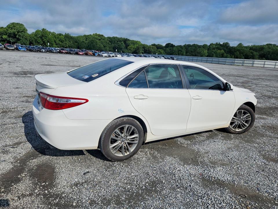 Photo 3 from auction – 2017 TOYOTA CAMRY with VIN 4T1BF1FK9HU719284
