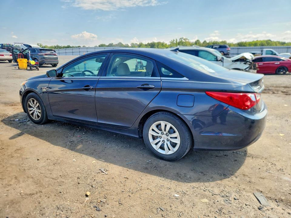 Photo 2 from auction – 2012 HYUNDAI SONATA with VIN 5NPEB4AC9CH362092