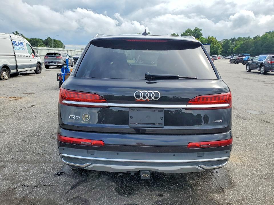 Photo 6 from auction – 2020 AUDI Q7 with VIN WA1LXAF73LD000097
