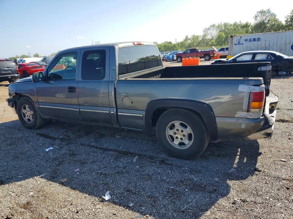 Photo 2 from auction – 2002 CHEVROLET SILVERADO with VIN 2GCEC19T521349338