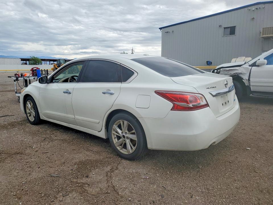 Photo 2 from auction – 2013 NISSAN ALTIMA with VIN 1N4AL3AP1DN464986