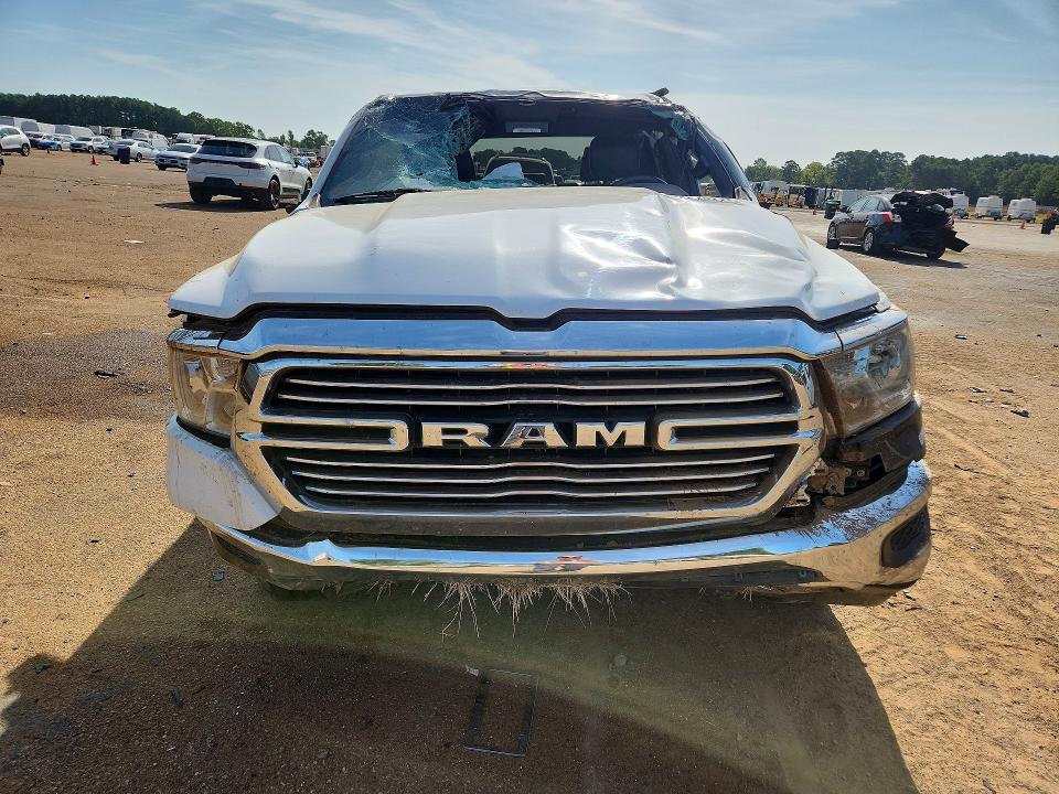 Фото 5 с аукциона – 2024 RAM 1500 с VIN 1C6RREJTXRN220109