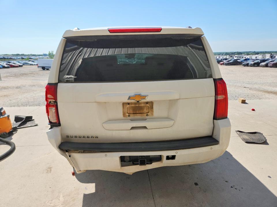 Photo 6 from auction – 2019 CHEVROLET SUBURBAN with VIN 1GNSKHKC2KR367917