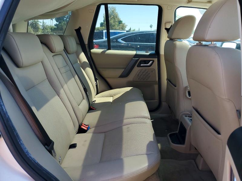 Photo 11 from auction – 2010 LAND ROVER LR2 with VIN SALFR2BN2AH206324