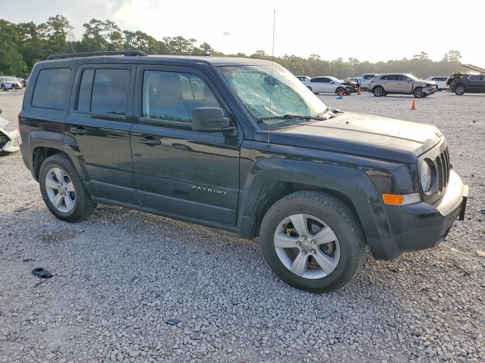 Photo 4 from auction – 2017 JEEP PATRIOT with VIN 1C4NJPBB8HD208013