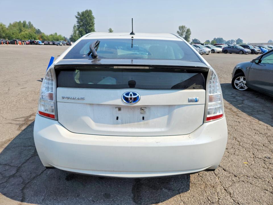 Photo 6 from auction – 2010 TOYOTA PRIUS with VIN JTDKN3DU7A0096672