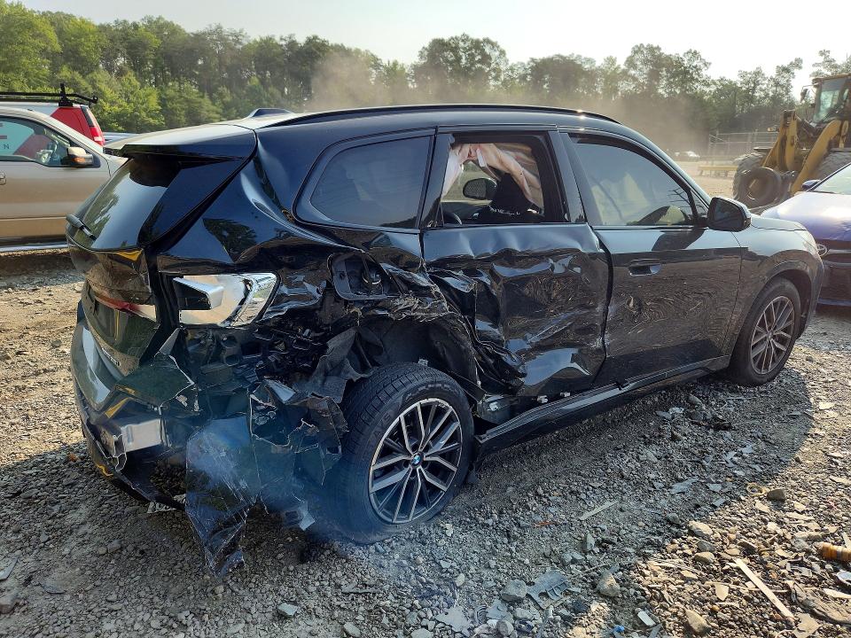 Photo 3 from auction – 2023 BMW X1 with VIN WBX73EF0XP5X32565