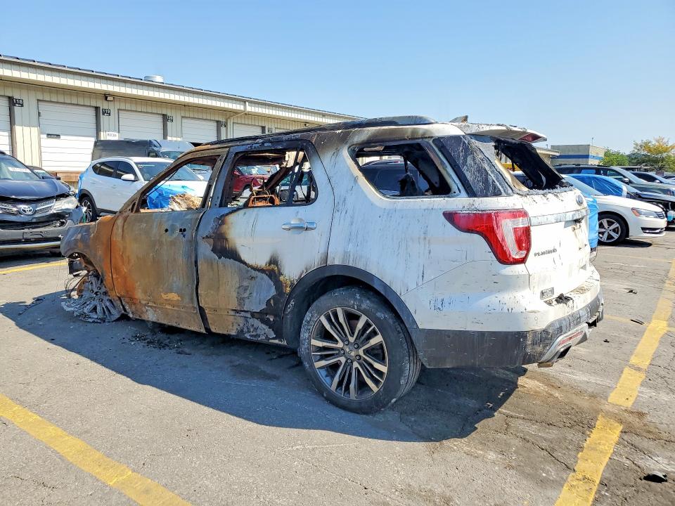Photo 2 from auction – 2016 FORD EXPLORER with VIN 1FM5K8HT4GGC70679