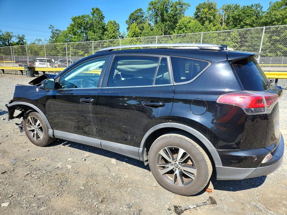 Photo 2 from auction – 2017 TOYOTA RAV4 with VIN 2T3RFREV5HW540093