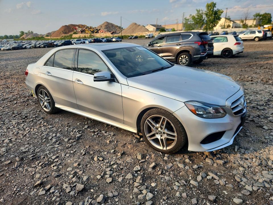 Photo 4 from auction – 2014 MERCEDES-BENZ E with VIN WDDHF8JBXEA913064