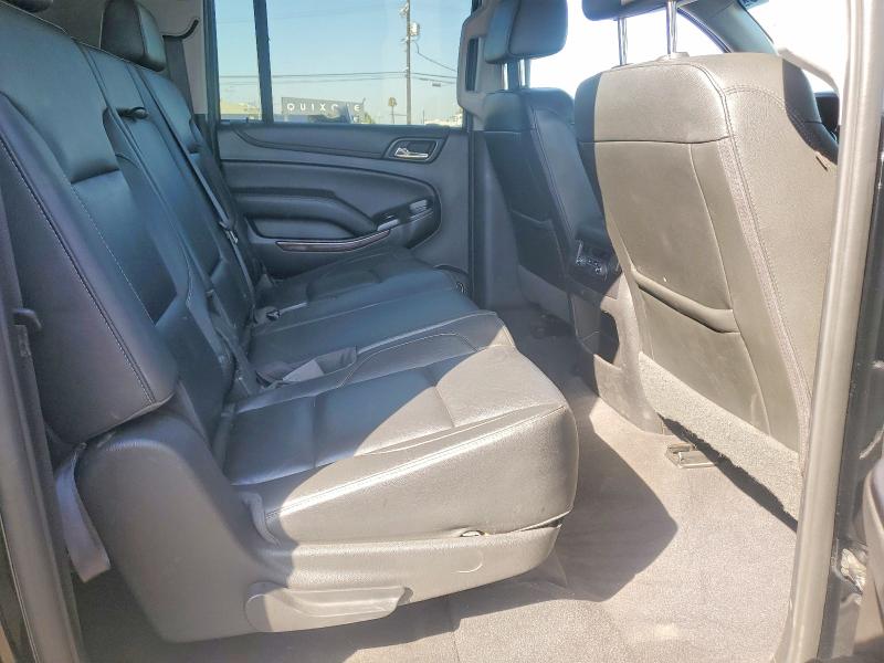 Photo 10 from auction – 2019 CHEVROLET SUBURBAN with VIN 1GNSCHKC3KR124646