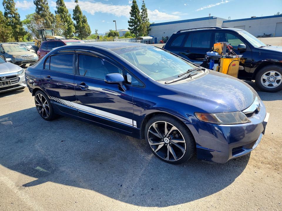 Photo 4 from auction – 2011 HONDA CIVIC with VIN 2HGFA1F53BH540541