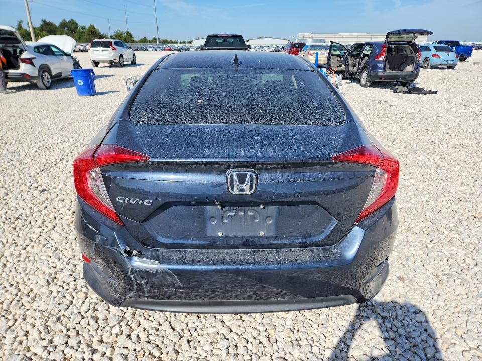 Photo 6 from auction – 2018 HONDA CIVIC with VIN 19XFC2F76JE012101