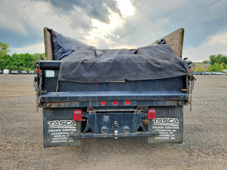 Photo 6 from auction – 2016 FORD F350 with VIN 1FDRF3H67GED49195