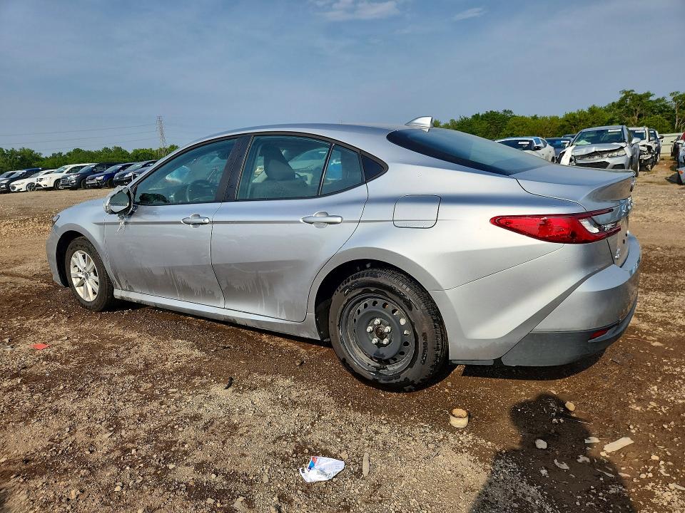 Photo 2 from auction – 2026 TOYOTA CAMRY with VIN 4T1DBADK0TU551356