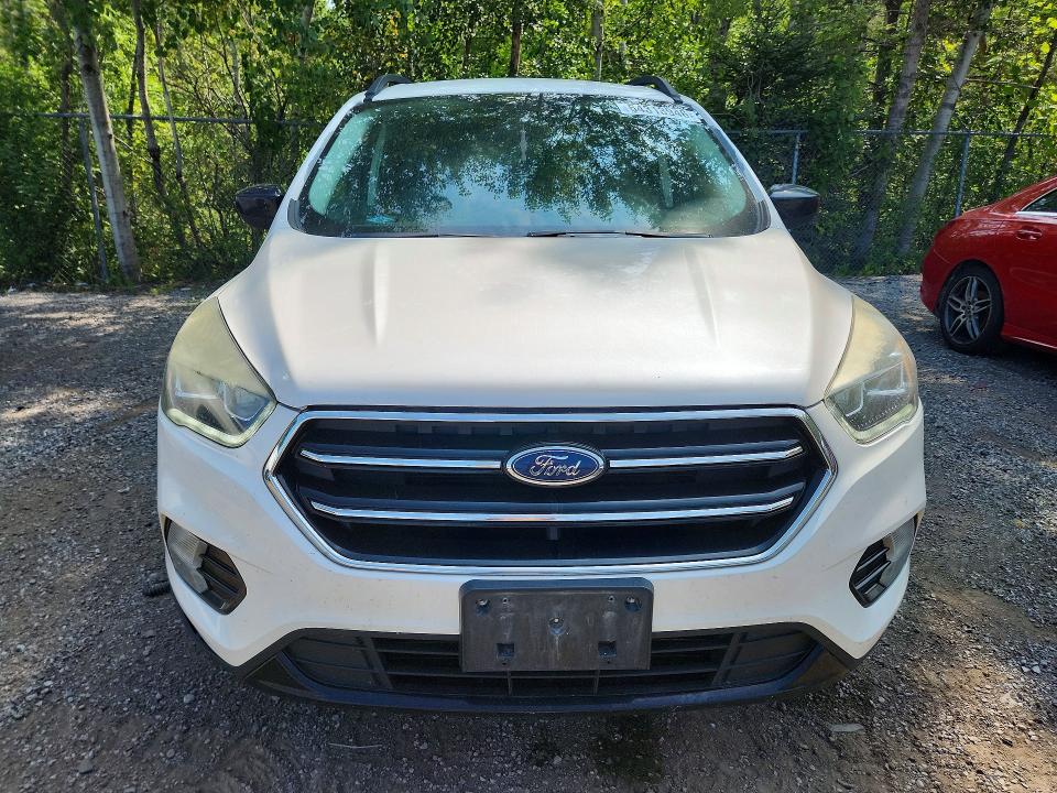 Photo 5 from auction – 2017 FORD ESCAPE with VIN 1FMCU9G98HUD70705