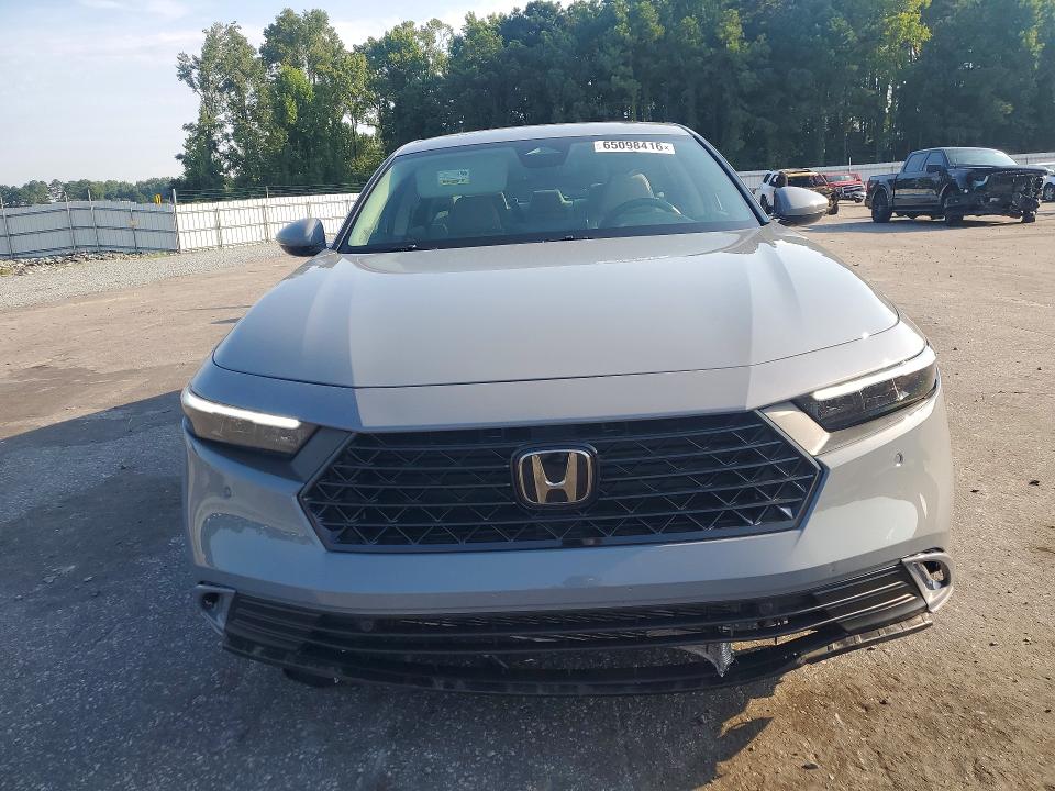 Photo 5 from auction – 2025 HONDA ACCORD with VIN 1HGCY2F68SA087867