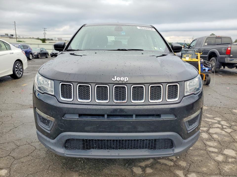 Photo 5 from auction – 2019 JEEP COMPASS with VIN 3C4NJDAB5KT792579